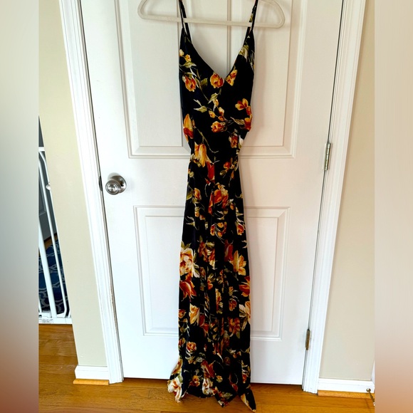 Lulu’s Chic Importance Black Floral Satin Backless Wide Leg Jumpsuit - Picture 5 of 11